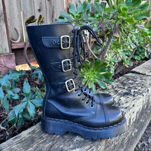 Dr Martens 3A26 Vintage Black 14 Eye 3 Strap Platform Boots Women's US 7 / 5 UK